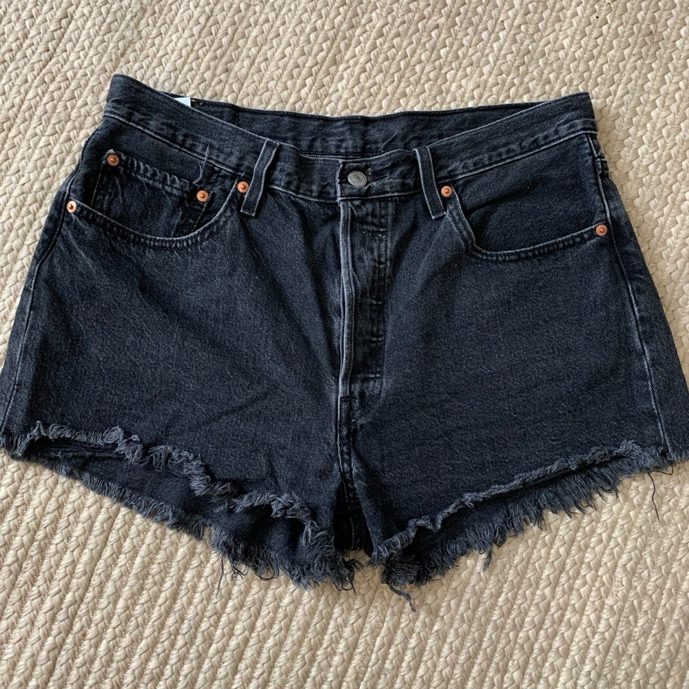 Levi’s 501 original high-rise jean shorts